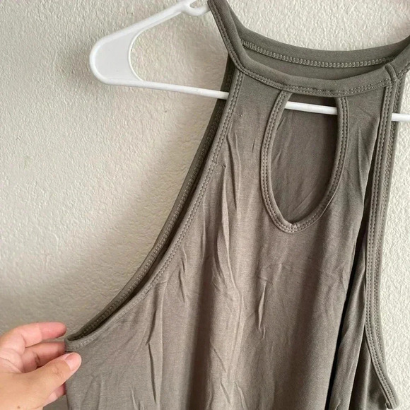 💥🆕Amaryllis Sage Green High-Neck Sleeveless Dress XL🆕 - Picture 6 of 9